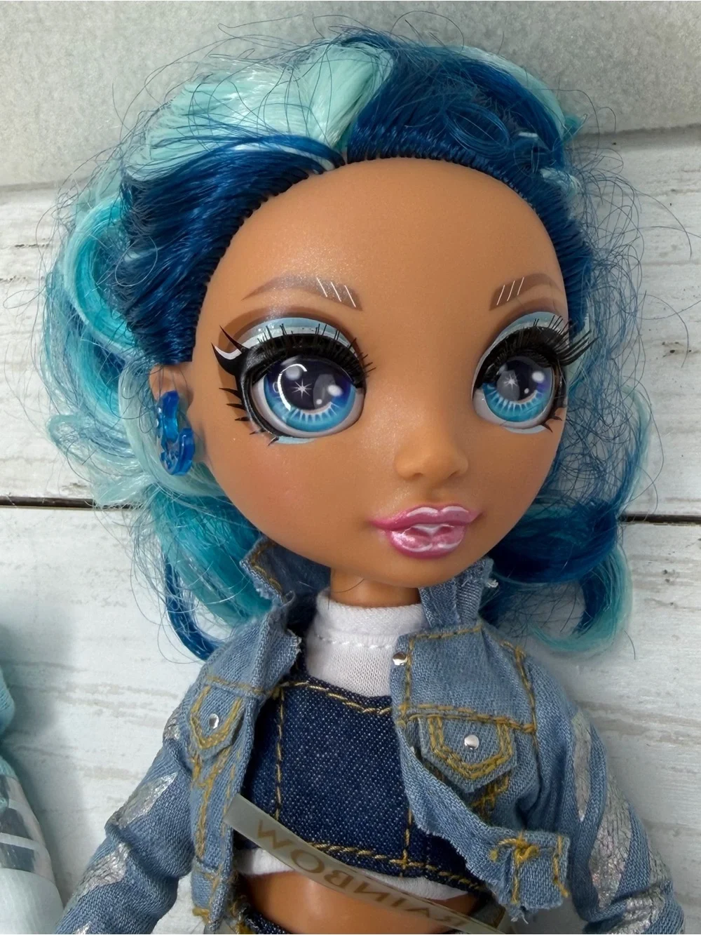 Rainbow High Skyler Bradshaw Fashion Doll & Outfits - Blue MGA